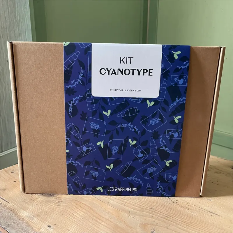 Complete cyanotype kit
