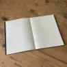 Notebook 'Parler Papier' opens perfectly flat.