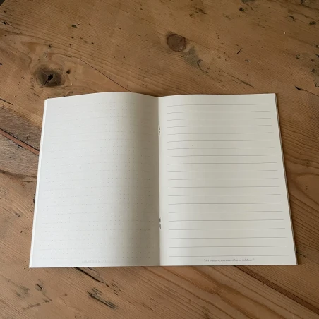 Cahier à pointes gauche - lignées droite